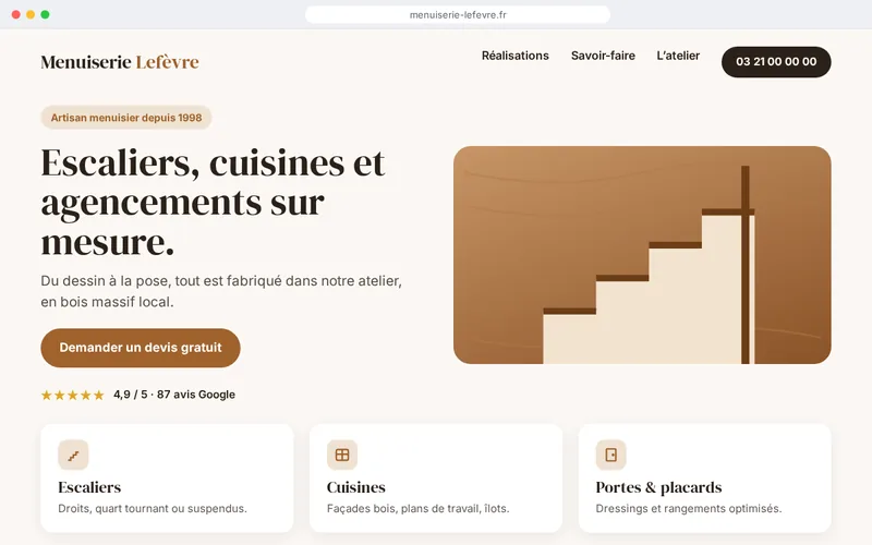 Site de démonstration d’une menuiserie : titre, bouton de devis, avis Google et trois savoir-faire